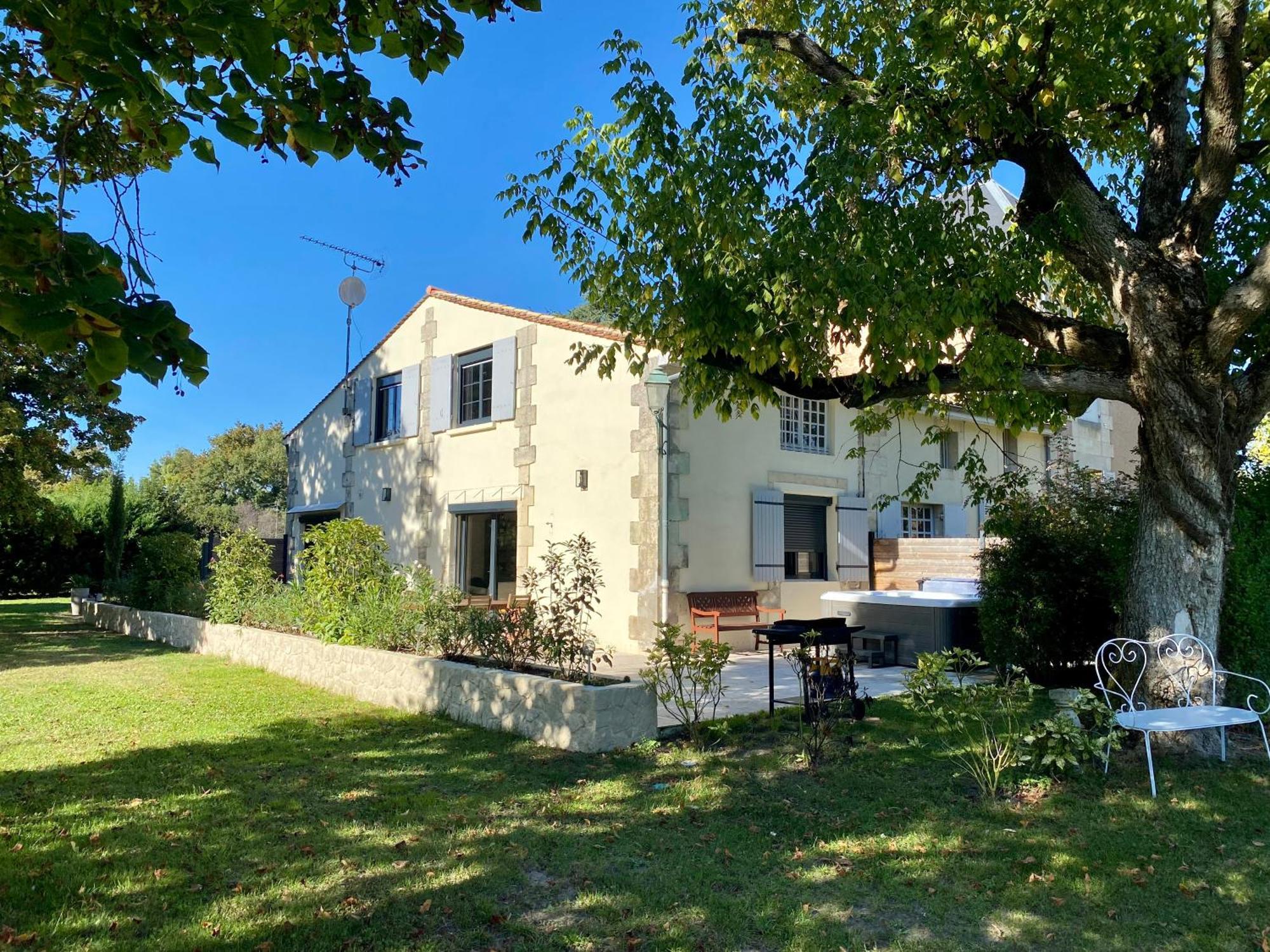 La Maison Du Champ De Beaumont Galgon Luaran gambar